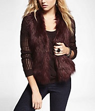 Express- FAUX FUR VEST